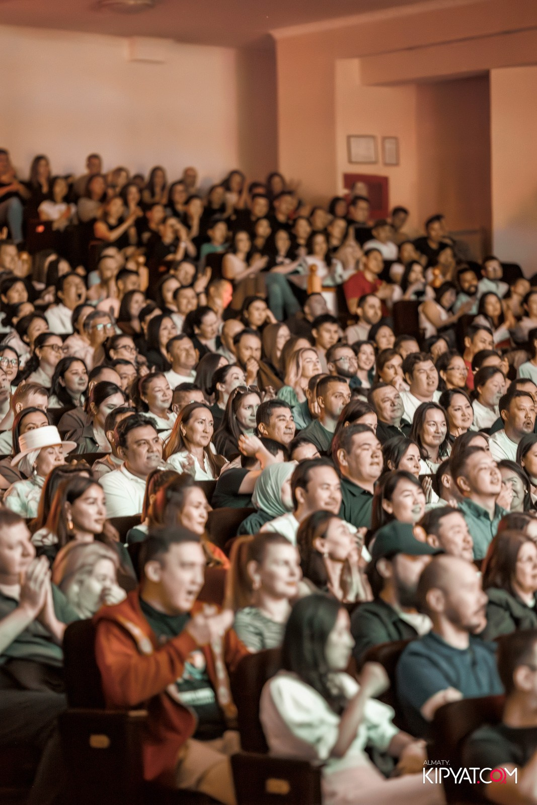 STAND UP КОНЦЕРТ АЛЕКСАНДА МЕРКУЛЬ. КИПЯТКОМ АЛМАТЫ!
