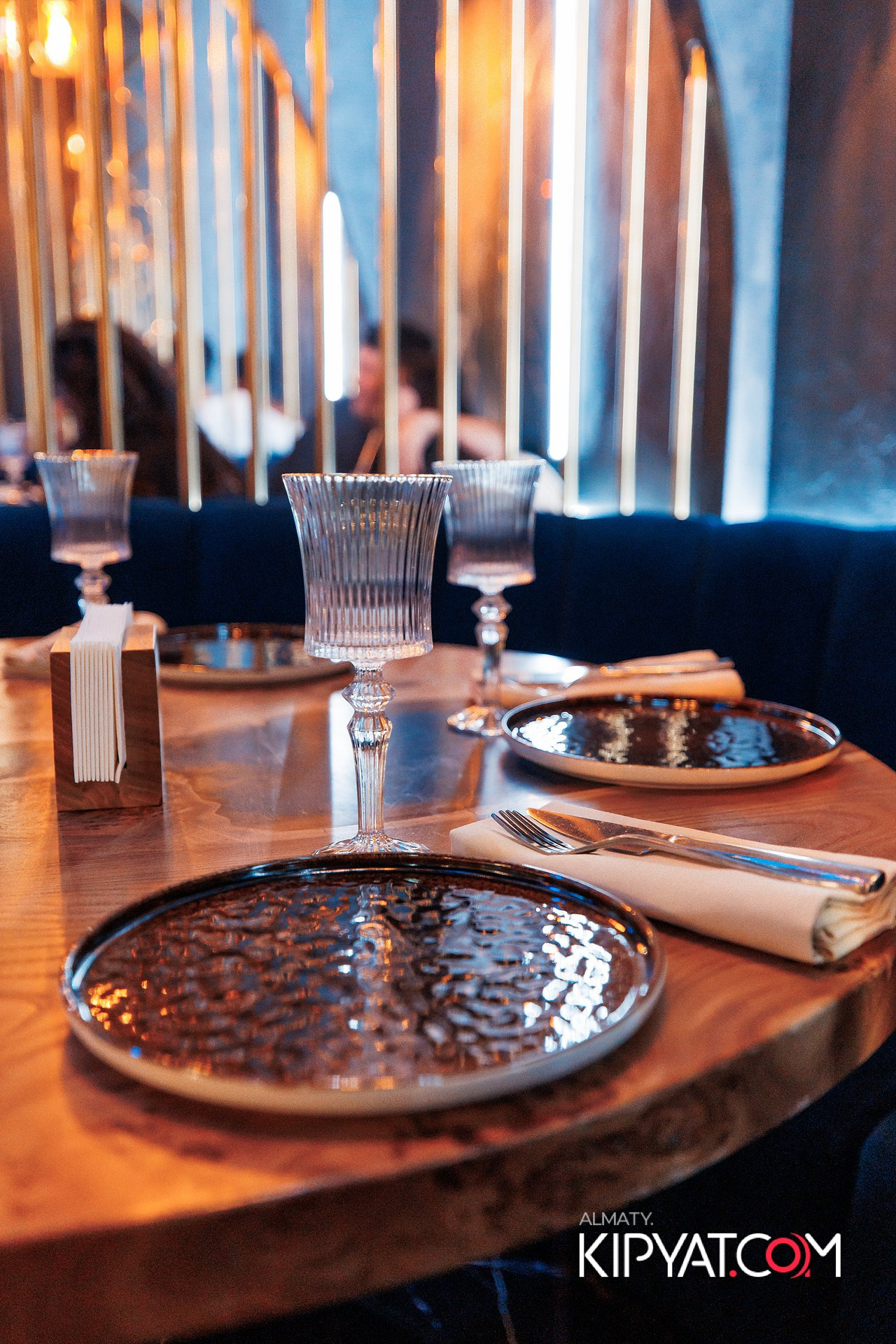 MOOD KARAOKE & TERRACE. КИПЯТКОМ АЛМАТЫ!