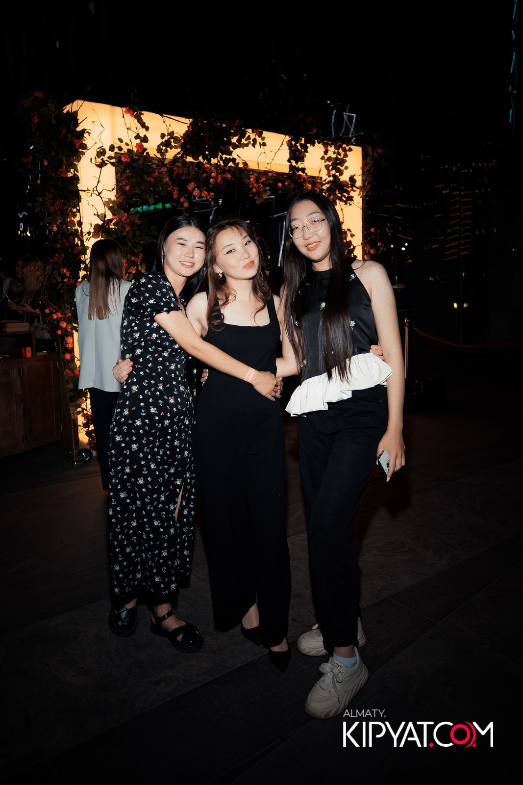 EVENT BAR. КИПЯТКОМ АЛМАТЫ!