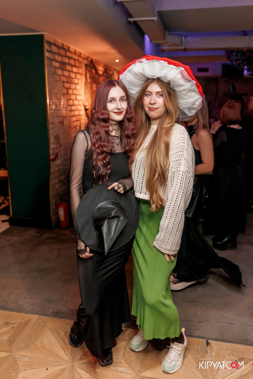 HALLOWEEN PARTY — OLOVO BAR НА ДОСТЫК. КИПЯТКОМ АЛМАТЫ!