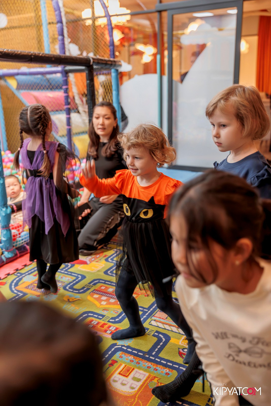 HALLOWEEN В KINDER BOOM. КИПЯТКОМ АЛМАТЫ!