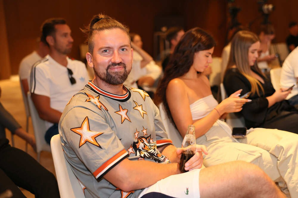 Репортажная съемка презентаций и встреч | Профессиональный фотоотчет вашего события