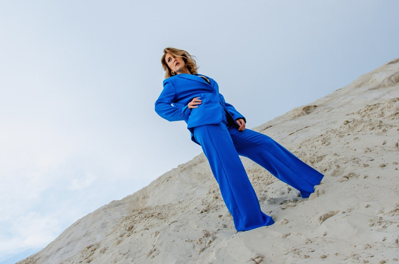 Nata with the sand. Family, portrait, content photo in Costa Rica Evgeniya Besprozvannykh
