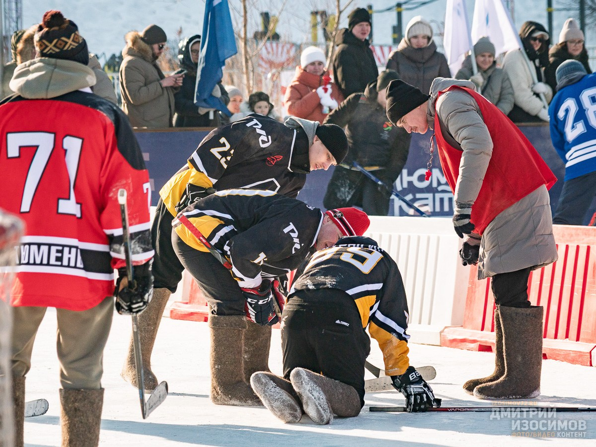 Хоккей у «Конторы пароходства