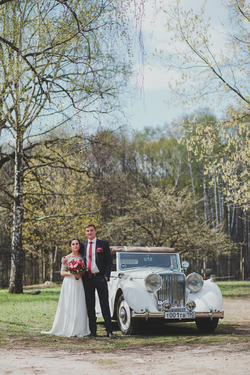 Организация свадьбы в Москве. Свадебное агентство ПИОН. Подобрать ресторан на свадьбу, ведущий на свадьбу, свадебный декор, свадебные фото. Ретро авто на свадьбу