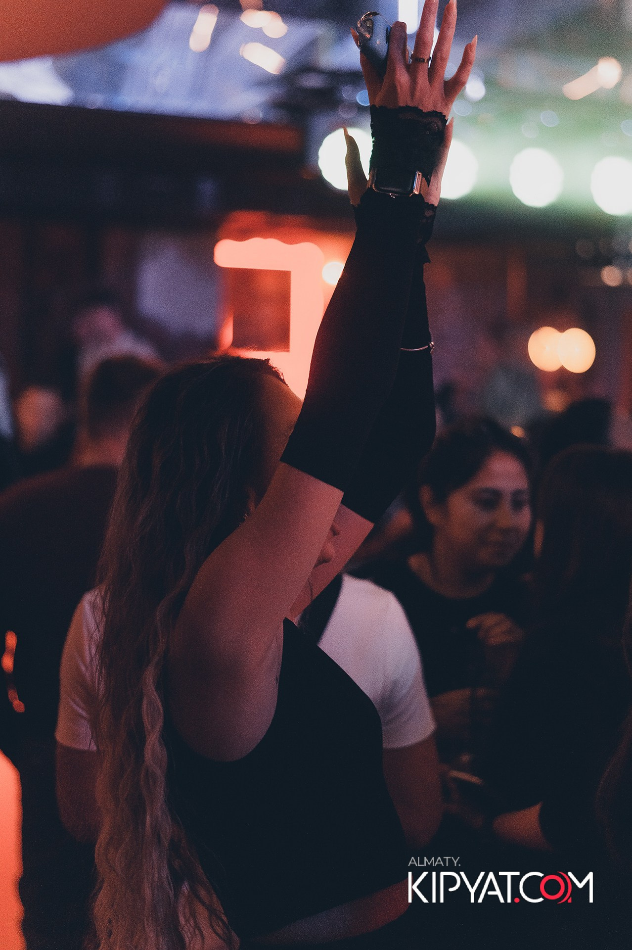 ВЫСТУПЛЕНИЕ ГРУППЫ ВИРУС SANTA BARBARA. КИПЯТКОМ АЛМАТЫ!