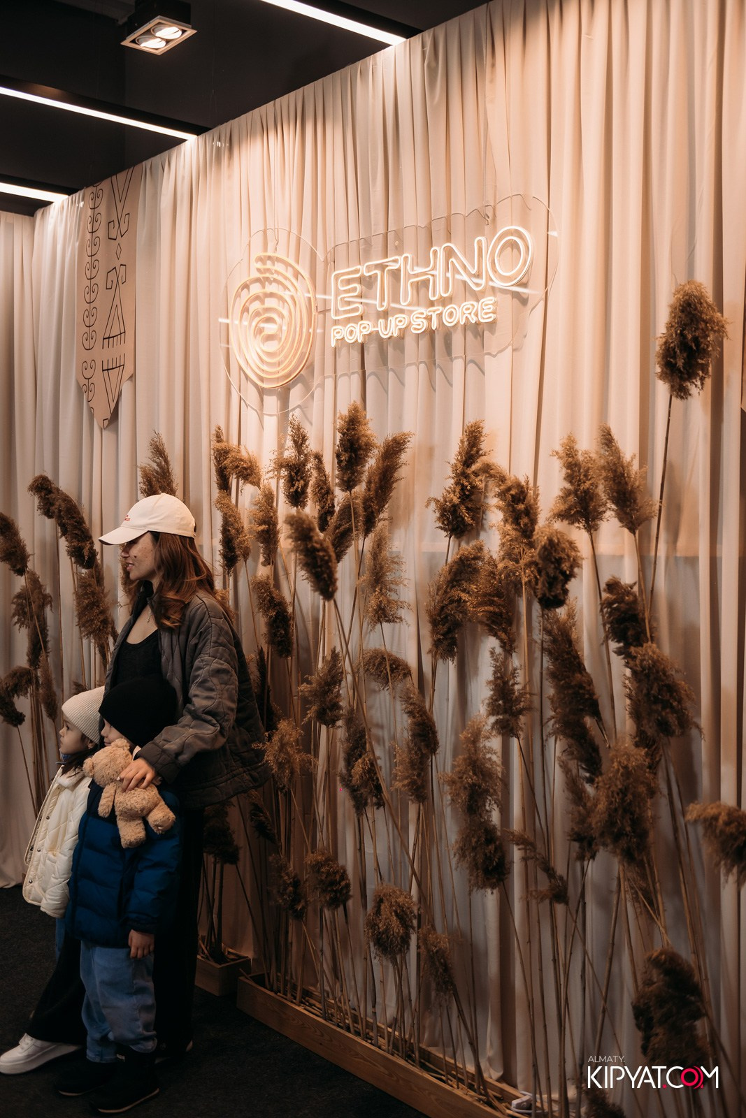 ETHNO POP-UP STORE NAURYZ B SADU ARENA. КИПЯТКОМ АЛМАТЫ!