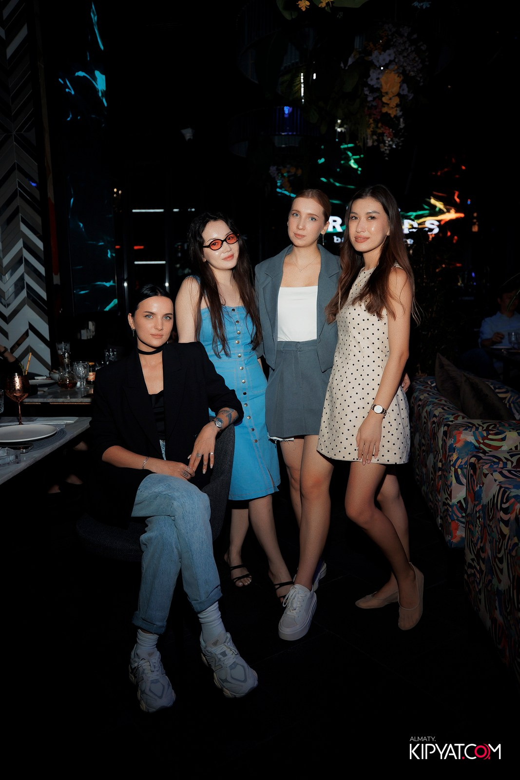 FRIENDS BAR & TERRACE. КИПЯТКОМ АЛМАТЫ!