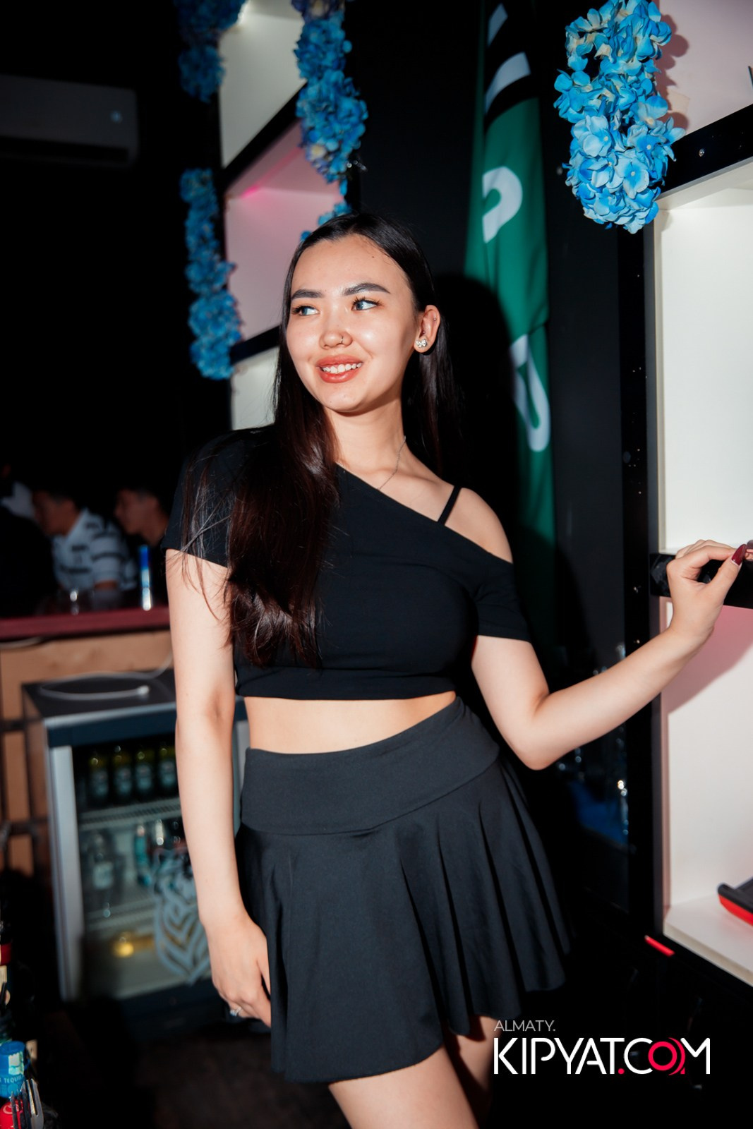 UYAT EMES BAR. КИПЯТКОМ АЛМАТЫ!