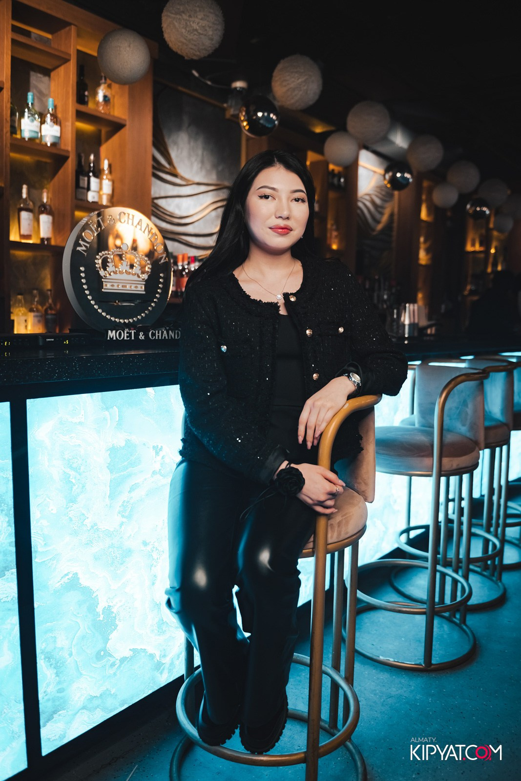 LAUREATE GRANDE CAFE. КИПЯТКОМ АЛМАТЫ!