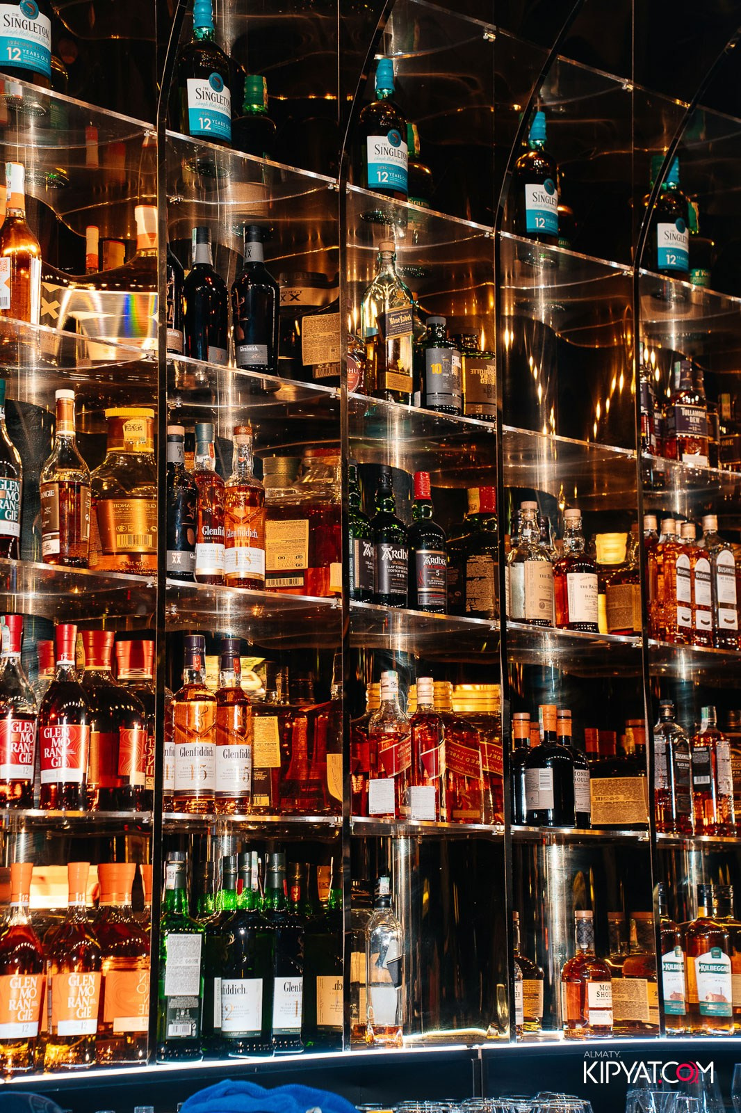 MOOD KARAOKE & TERRACE. КИПЯТКОМ АЛМАТЫ!