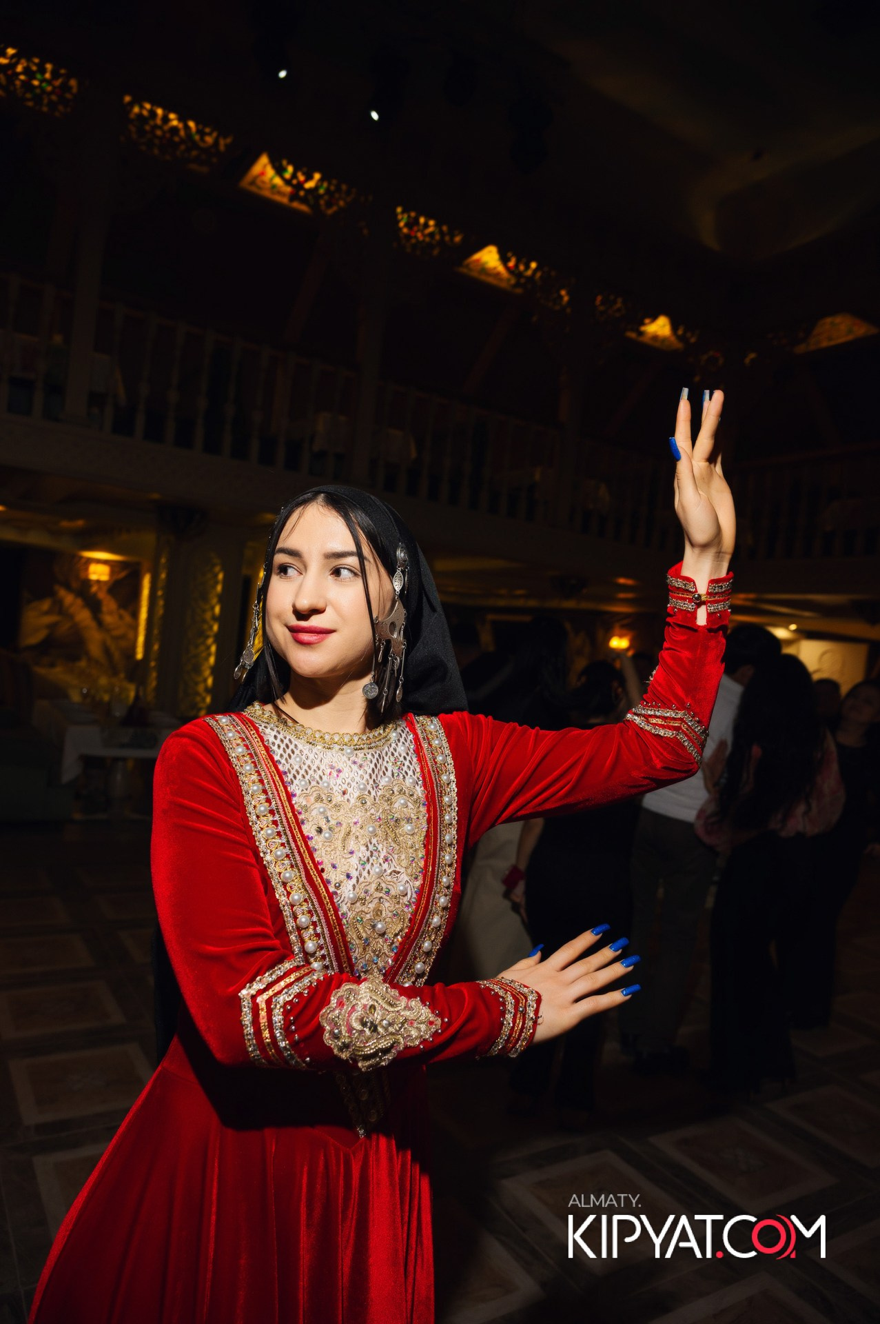 ALAZANI НА КАБАНБАЙ БАТЫРА. КИПЯТКОМ АЛМАТЫ!