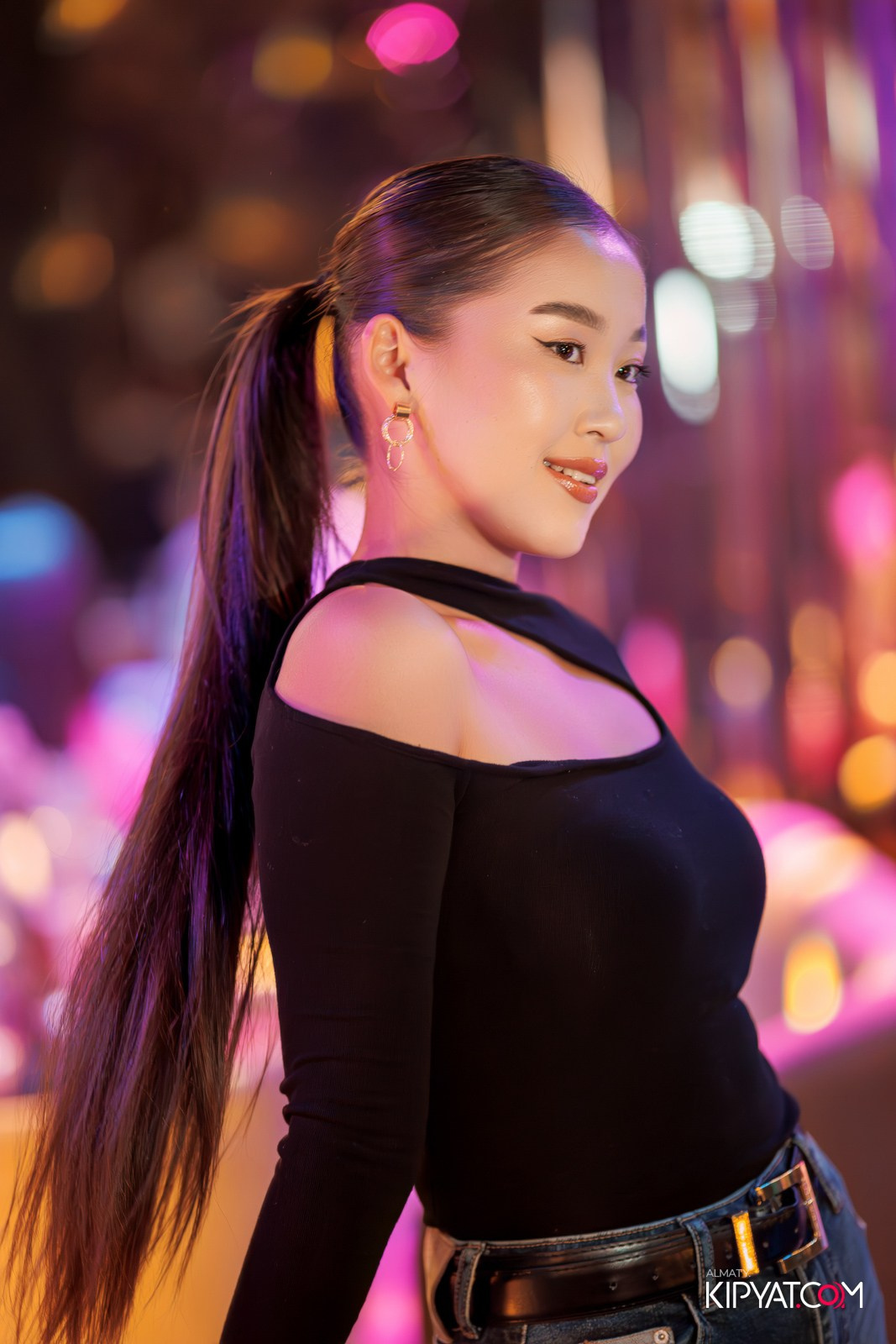 MOOD KARAOKE & TERRACE. КИПЯТКОМ АЛМАТЫ!