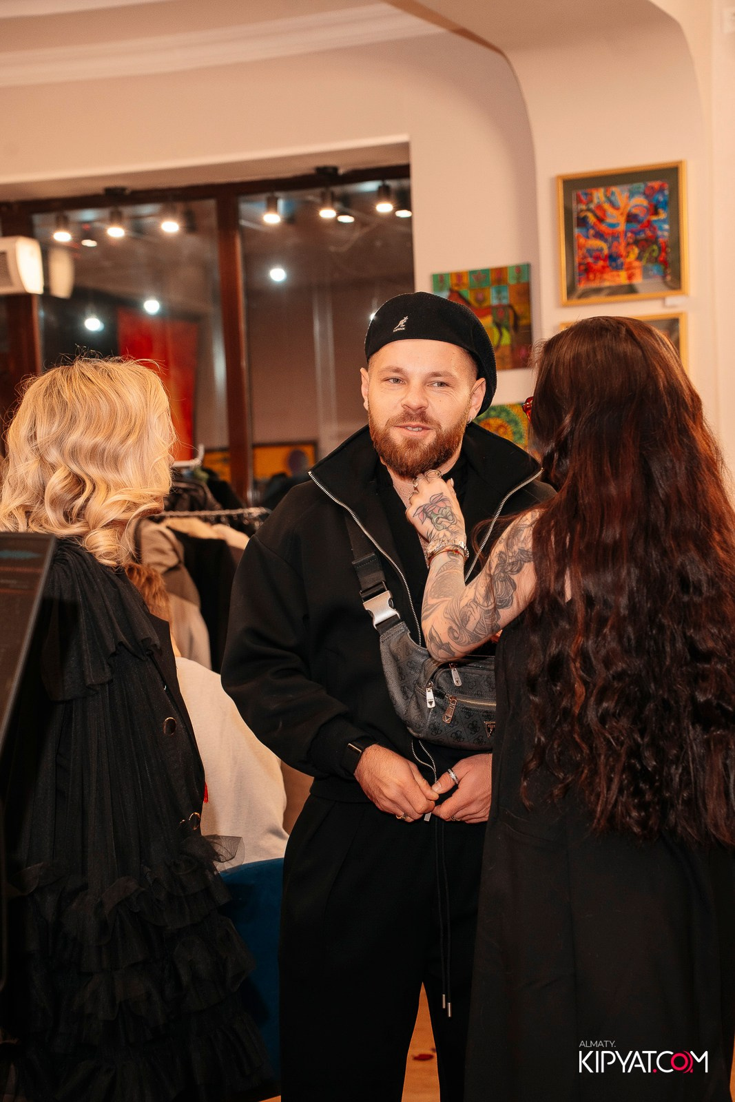 ОТКРЫТИЕ ХУДОЖЕСТВЕННОЙ ГАЛЕРЕИ ETNA ART LAB. КИПЯТКОМ АЛМАТЫ! Фотосъемка мероприятий в Алматы