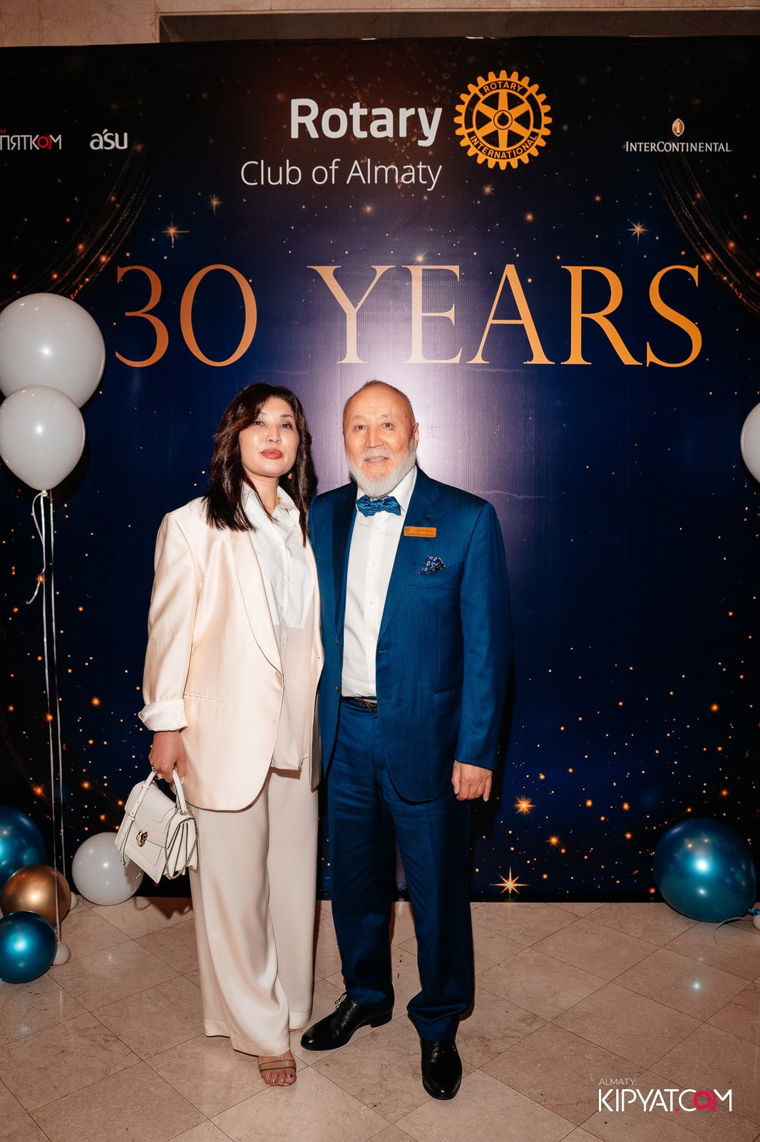 БЛАГОТВОРИТЕЛЬНЫЙ УЖИН В ЧЕСТЬ 30-ЛЕТИЯ ROTARY CLUB OF ALMATY. КИПЯТКОМ АЛМАТЫ!