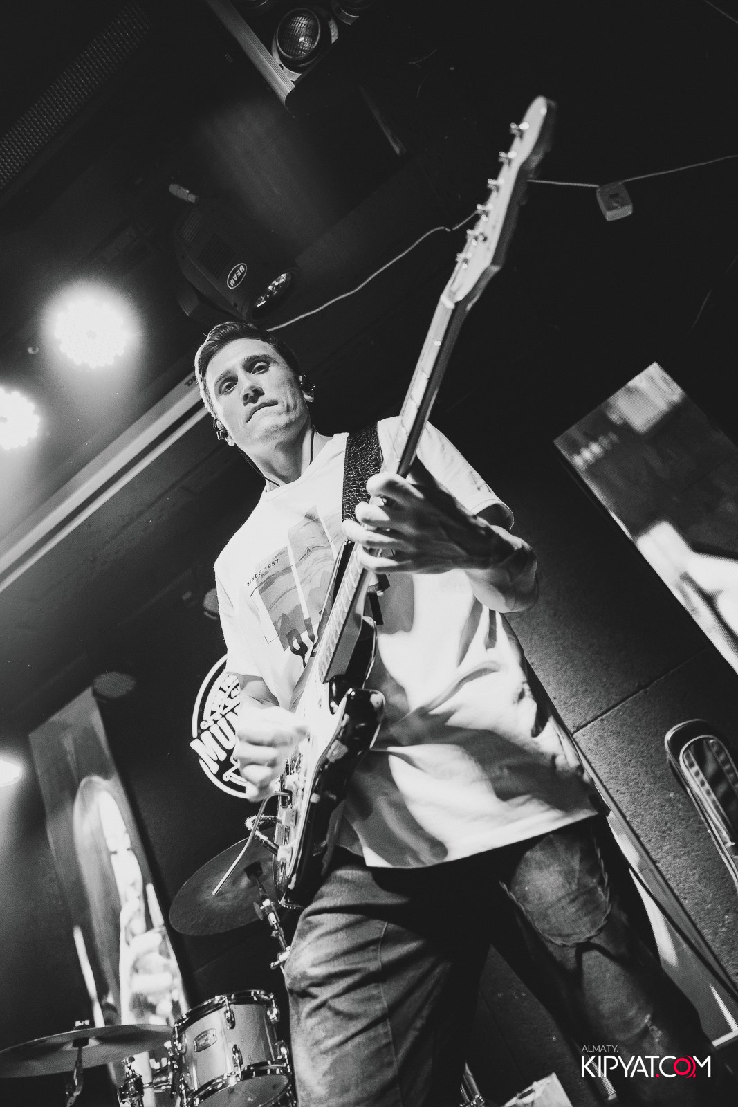 MUNCHEN PUB. КИПЯТКОМ АЛМАТЫ!