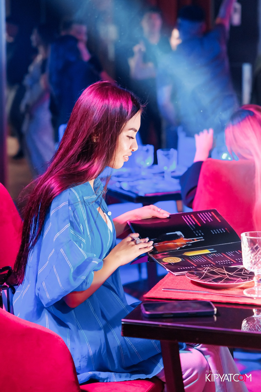 ЗАЯ, НА БИС. КИПЯТКОМ АЛМАТЫ!