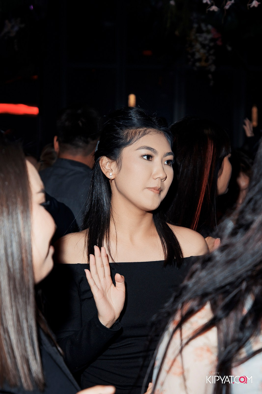 FRIENDS BAR & TERRACE. КИПЯТКОМ АЛМАТЫ!