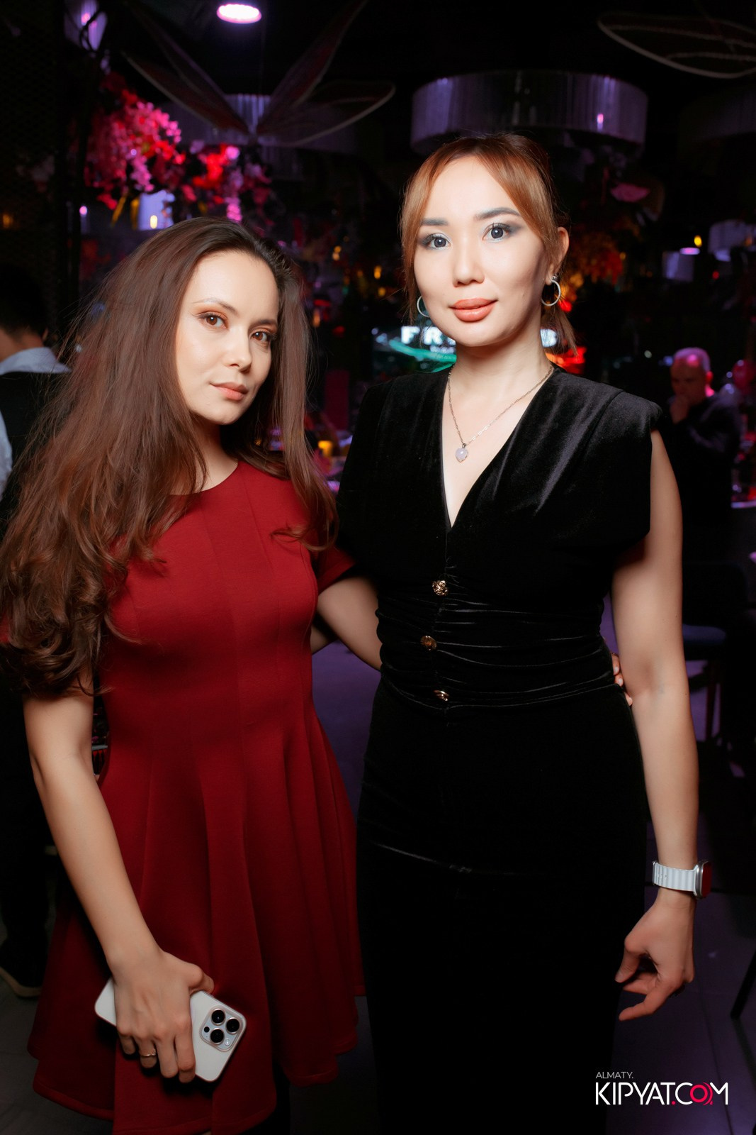 FRIENDS BAR & TERRACE. КИПЯТКОМ АЛМАТЫ!