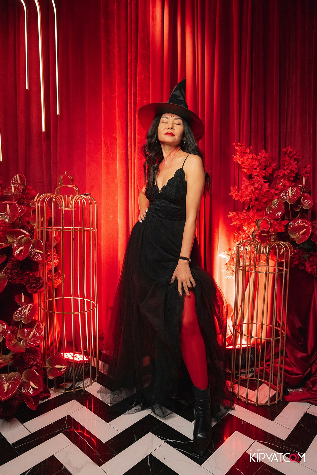 QUEEN. КИПЯТКОМ АЛМАТЫ!