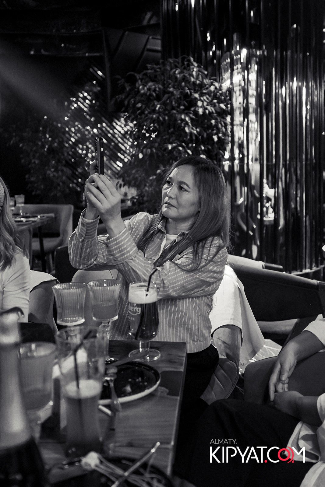 MOOD KARAOKE & TERRACE. КИПЯТКОМ АЛМАТЫ!