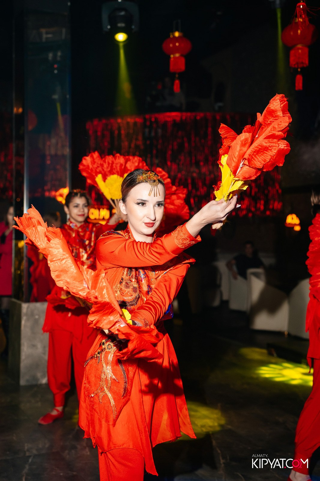 CHINA PARTY RETRO HIT. КИПЯТКОМ АЛМАТЫ!