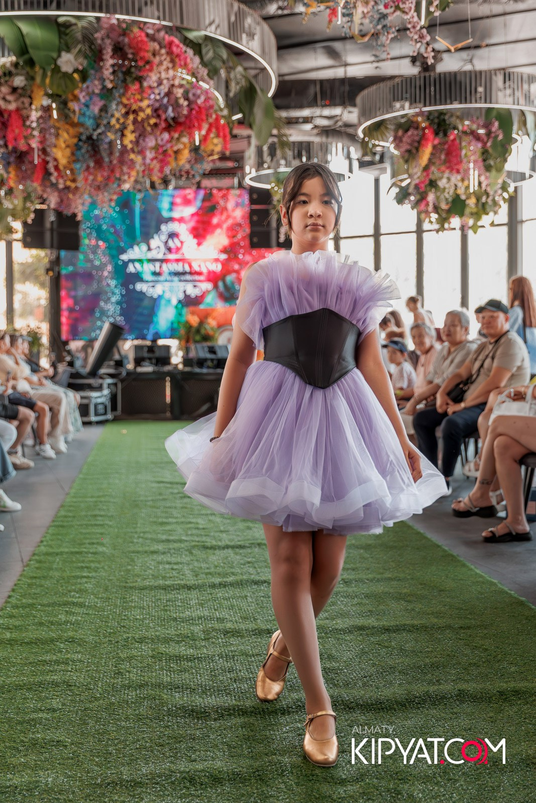 PROM KIDS FASHION SHOW. КИПЯТКОМ АЛМАТЫ!