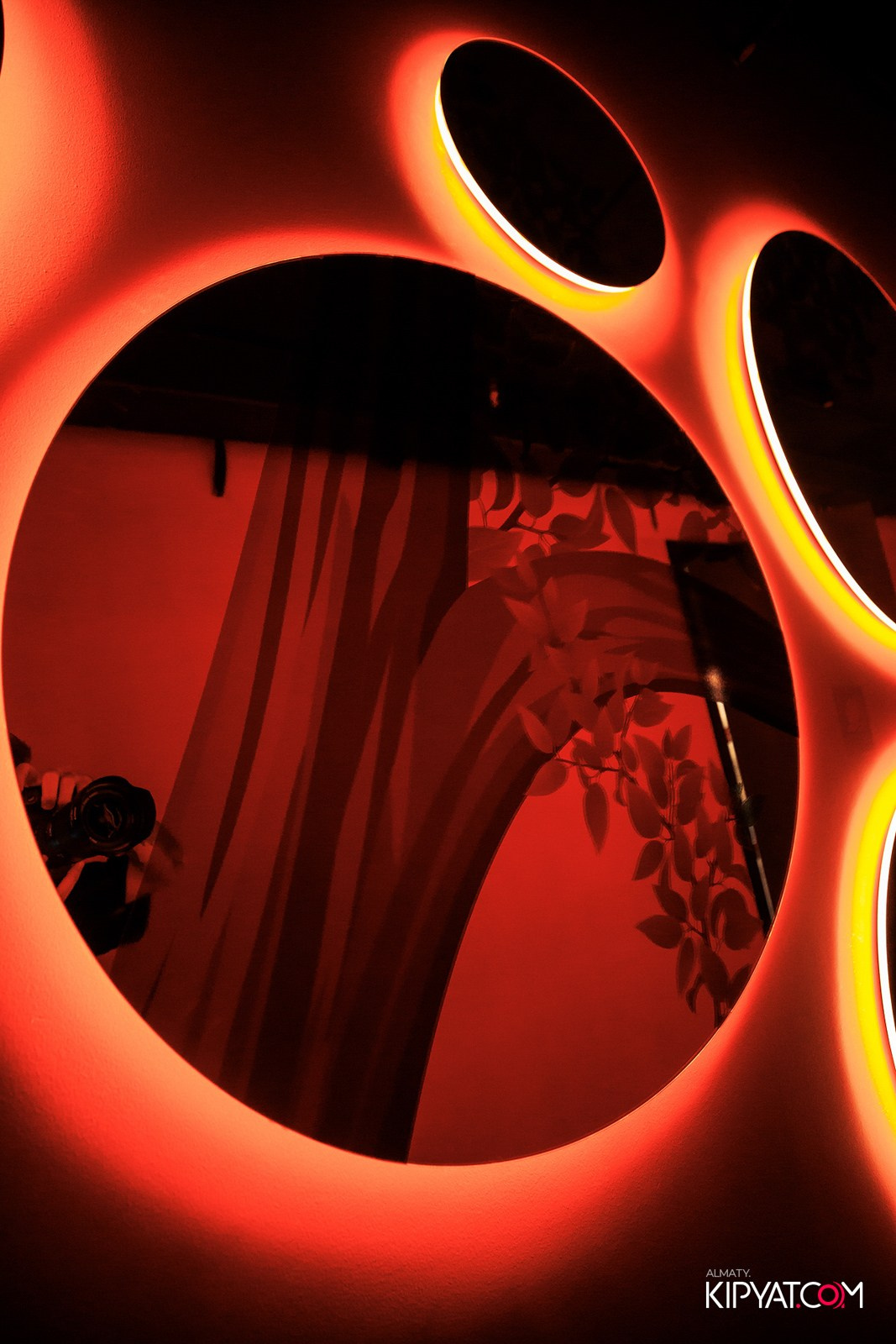 EVENT BAR. КИПЯТКОМ АЛМАТЫ!