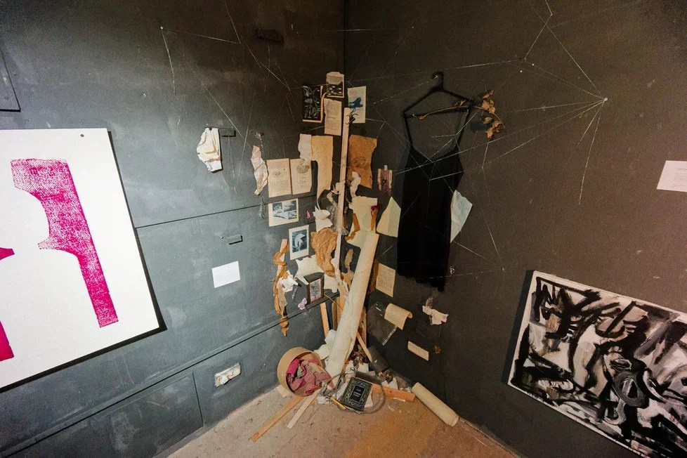 Пороги. Елизавета Иванова — независимый куратор, культуролог, исследователь художественных практик, художник