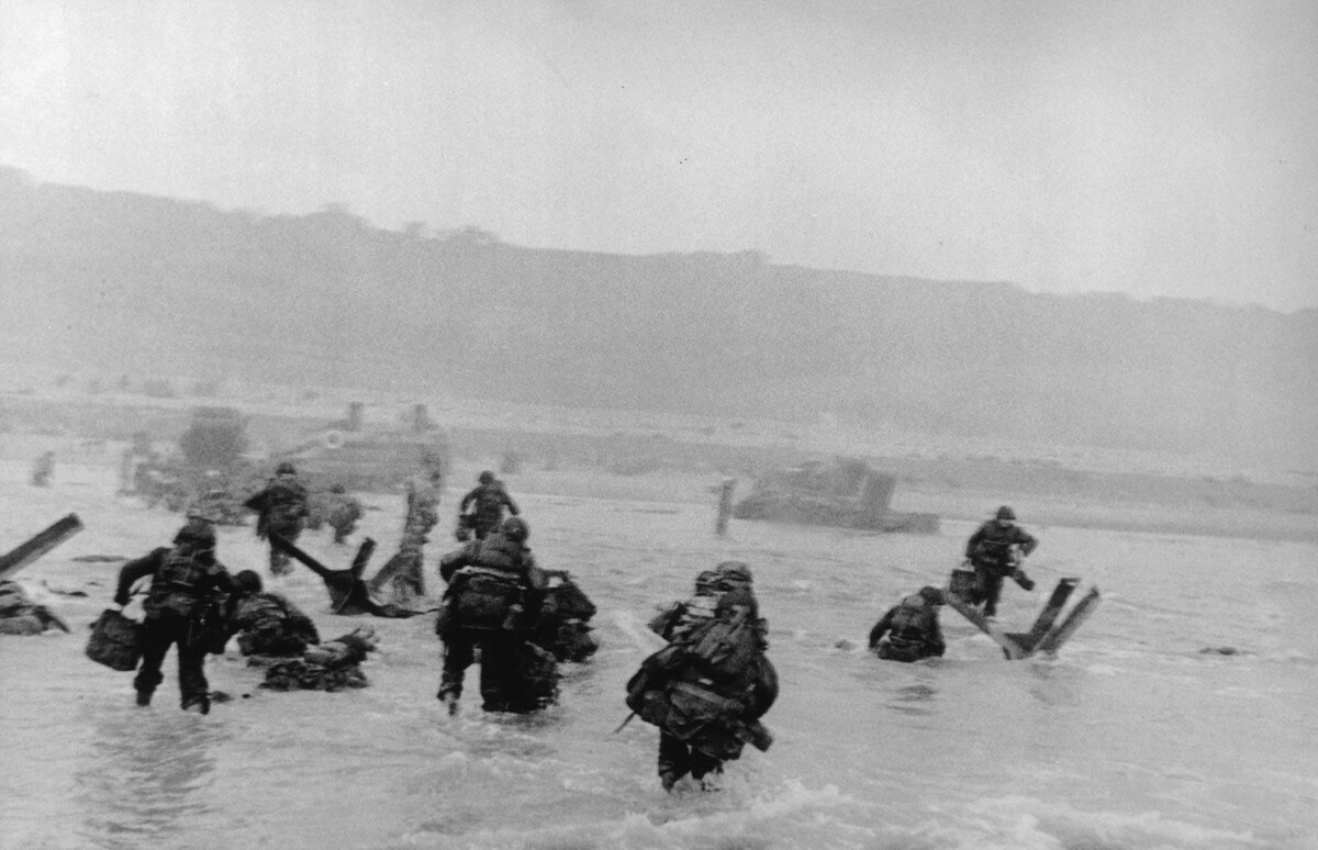 Фотографы, изменившие мир: Роберт Каппа. Фотограф Антон Швец — Монохромная реальность