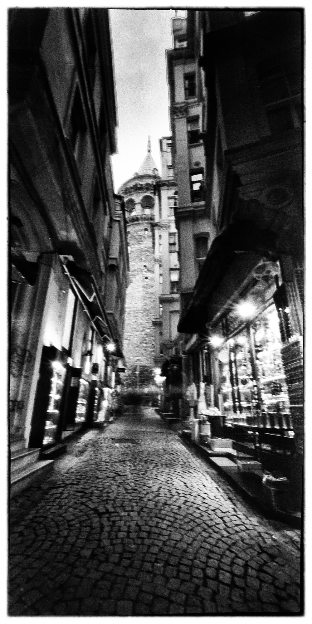 Pinhole. Vasiliy Riabovol — Fine Art Photographer | Time, Space, and Silence