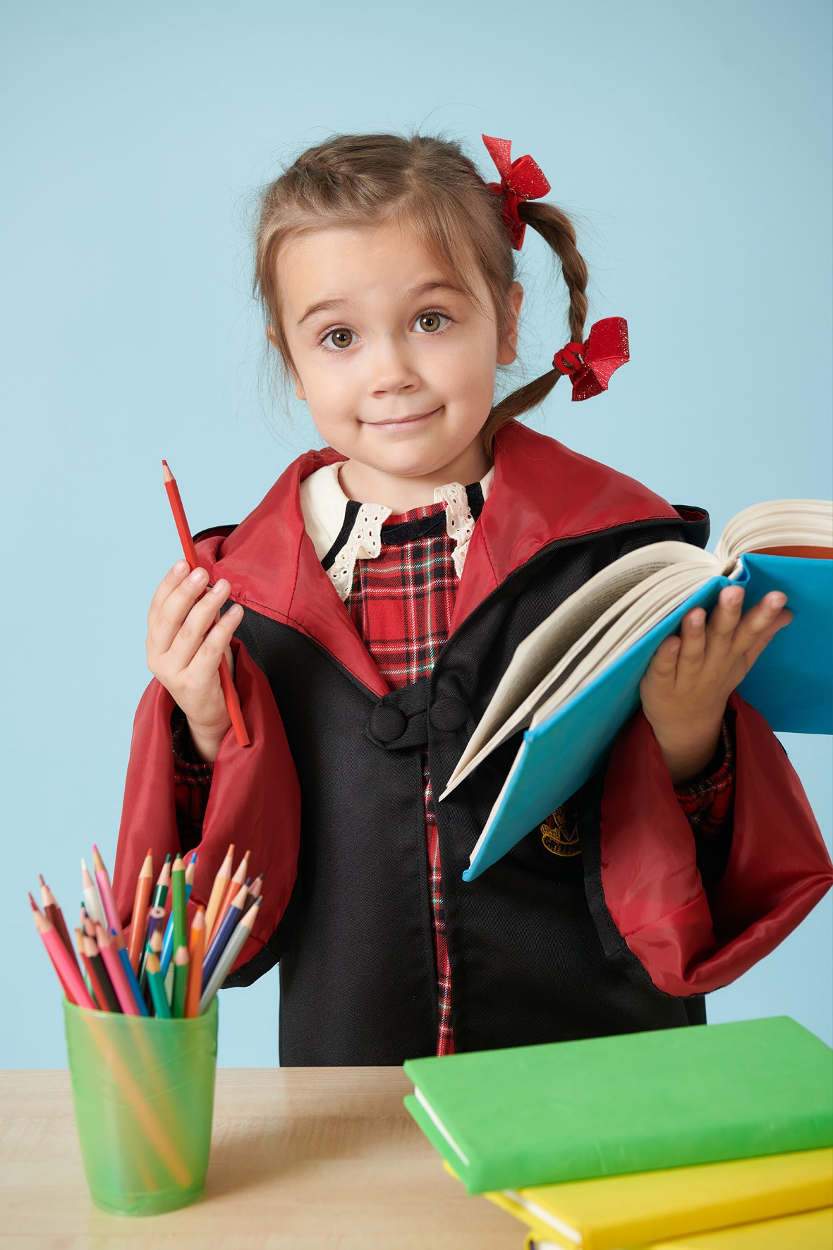 Лаборатория Чудес. Выпускные альбомы для детского сада, школы — Москва и область | Апрель Фото