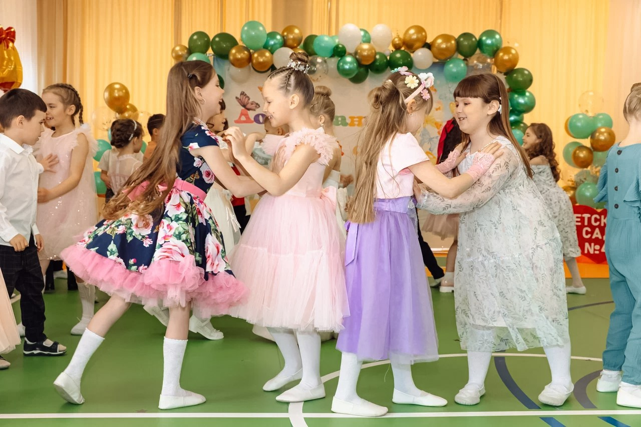 Выпускные и Утренники Детский Сад. Фотограф Евгения Улаз