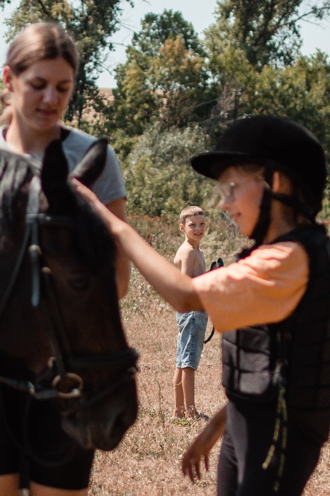 Выезды в поля на лошади