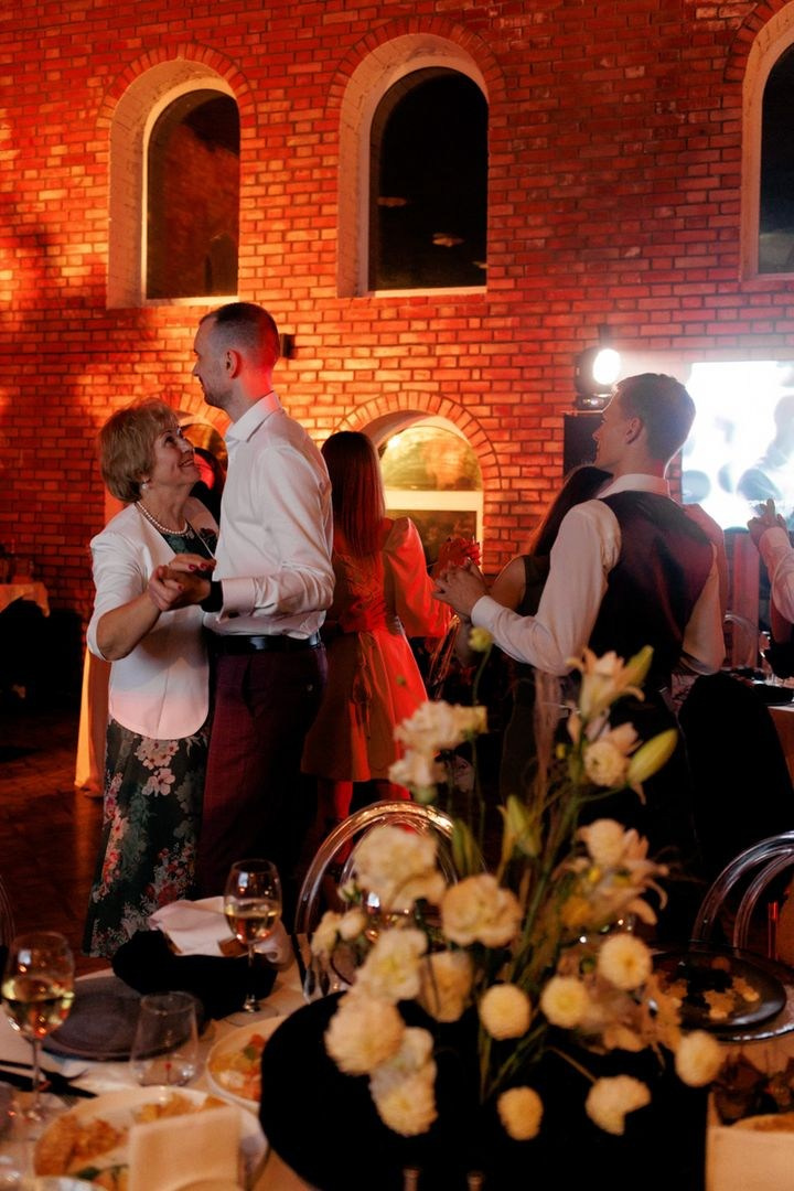 Площадки для больших свадеб в Нижнем Новгороде. Свадебный и семейный фотограф в Нижнем Новгороде и Москве