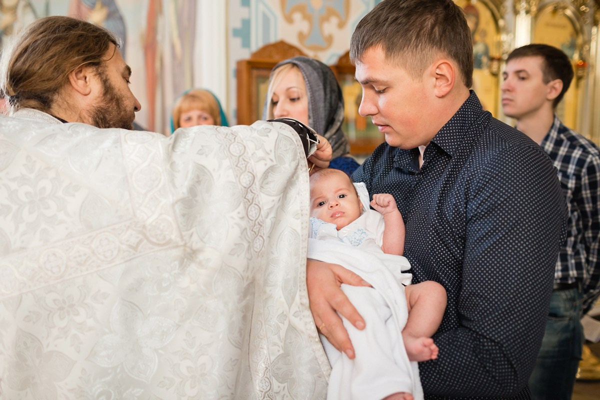 КРЕЩЕНИЕ СЕВАСТЬЯНА. Семейный фотограф новорождённых в Серпухове Юлия Новикова +79637785957