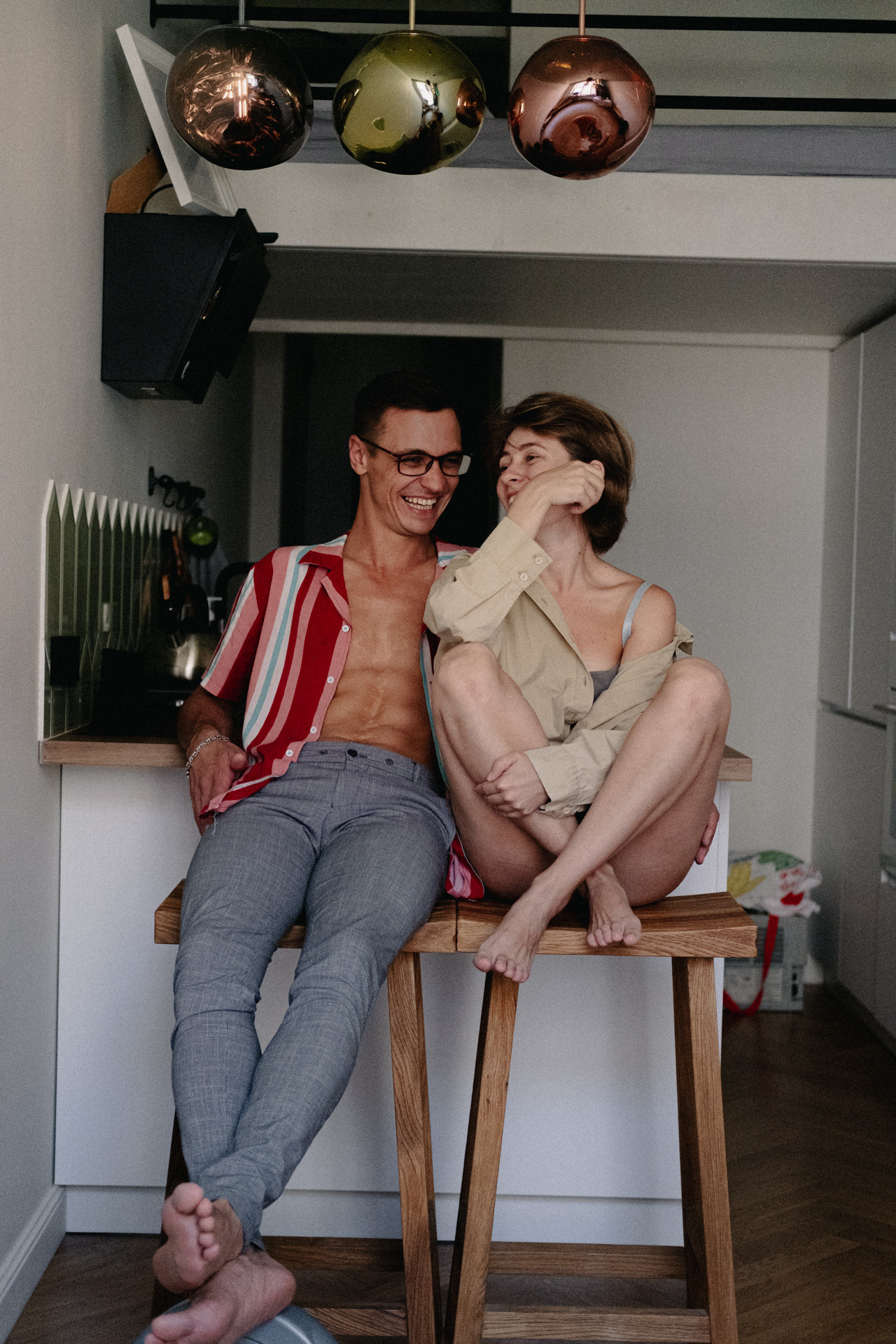 Толя и Лена живут на Покровке и любят. Про любовь