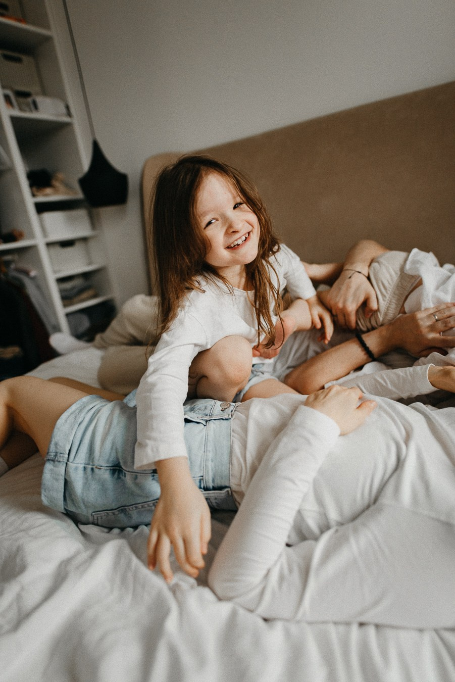 Костя, Яна, Кристина, Леон | дома