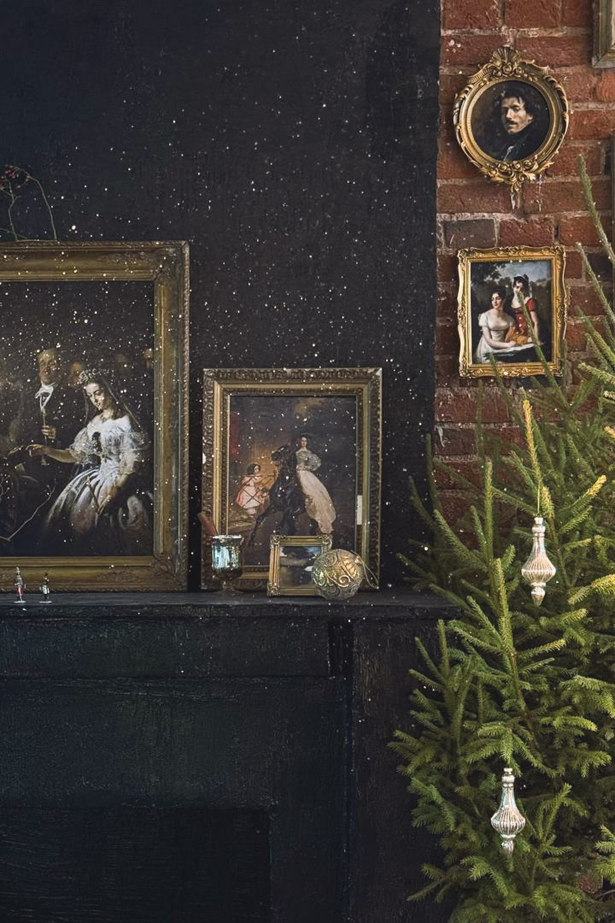 Лучшие фотостудии Москвы для съемки одежды и других товаров