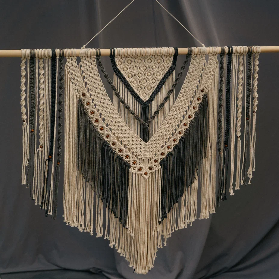 Панно и гобелены. Авторское творчество: создание светильников, панно, гобеленов ручной работы