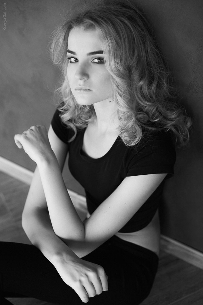 Студийный портрет. Психолог с фотоаппаратом Зимина Оксана