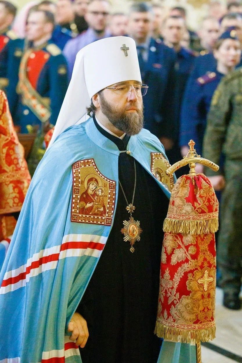 Благочинный Северо-Западного округа принял участие в Архиерейском Богослужении в соборе Покрова Пресвятой Богородицы. Саратовское Северо-Западное благочиние