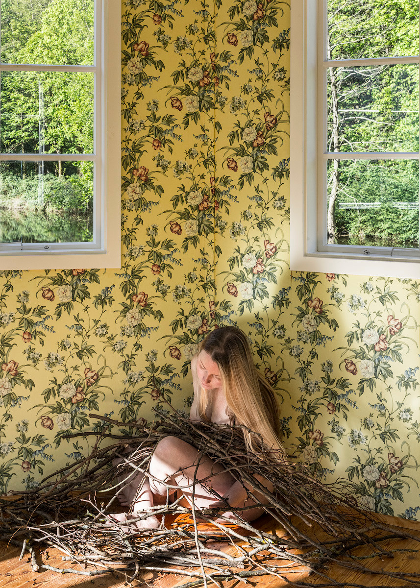 Neo Venus. Elena Anosova is an award-winning visual artist