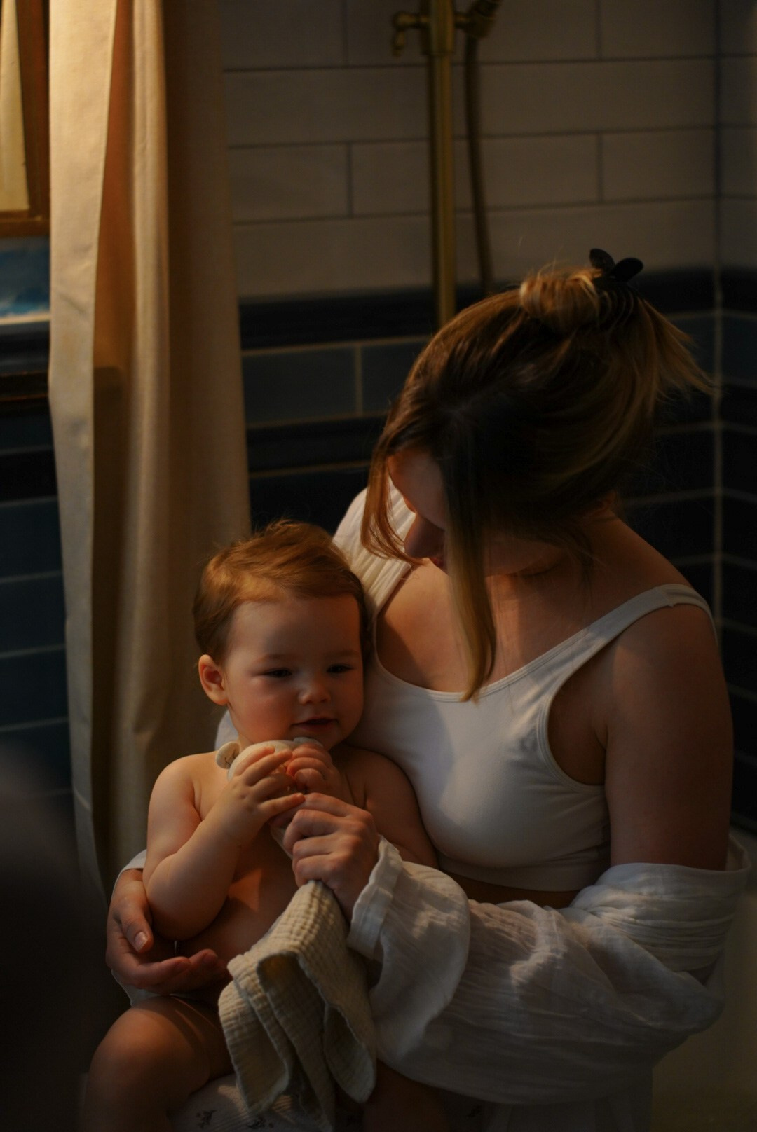 Мама и дочка домашняя фотосессия. Семейный фотограф в Казани Александра Киселева