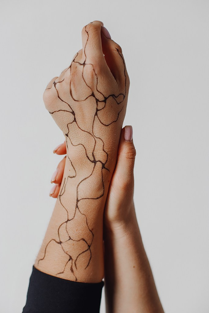 Контентная фотосессия для инструктора по нейрографике и эстетического коуча. Контентный фотограф в Перми Натали Кытманова