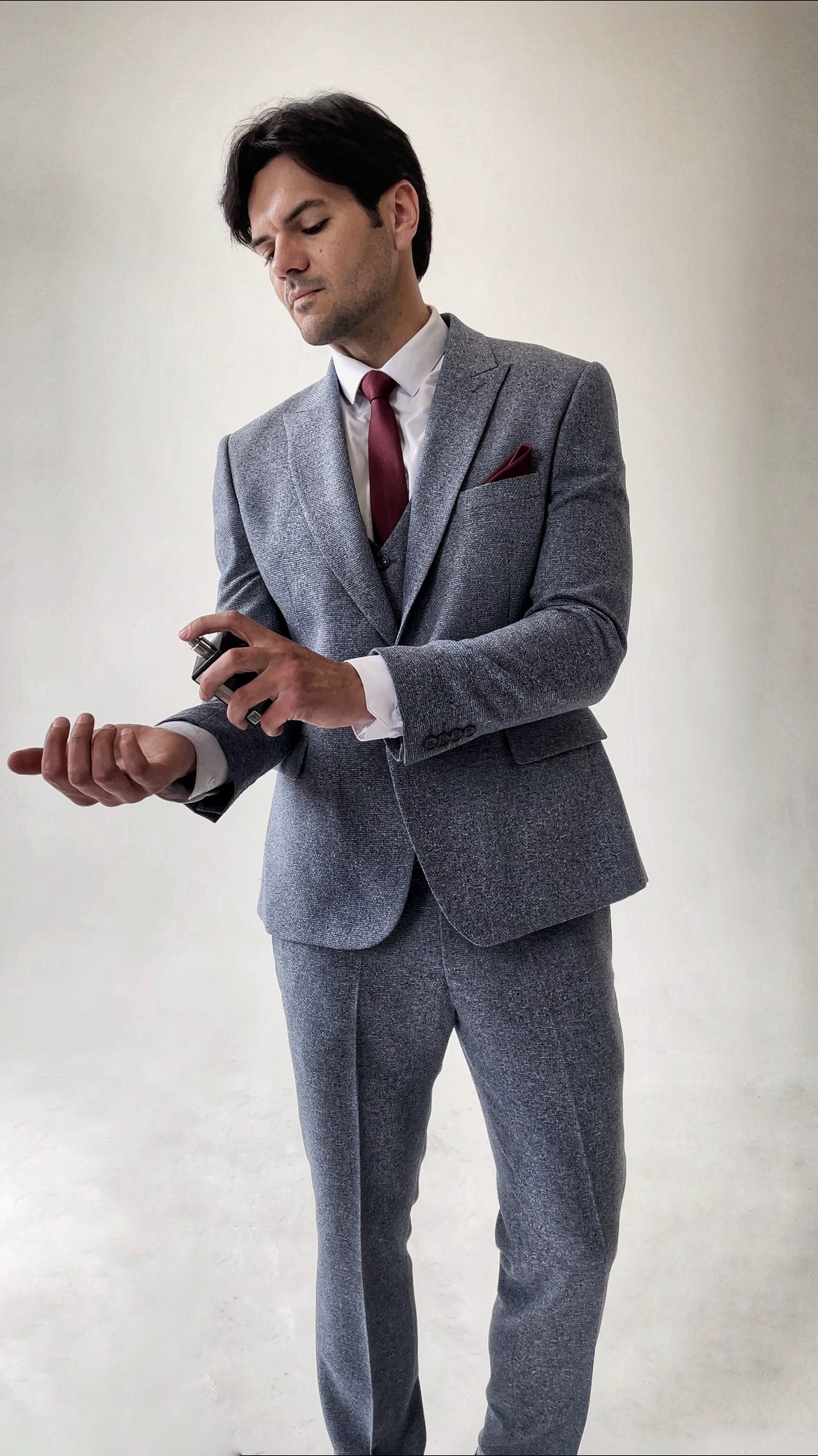 Александр, 190 см. KED Production — продакшн из СПб. Создаём фото, видео и контент, который помогает брендам и селлерам продавать больше