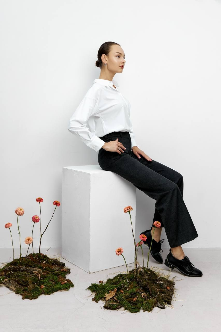 Олеся Е Размер S. Рост 181, Параметры: 86/61/89. LUNAPRO Дом стильных, сборных и индивидуальных съемок для брендов