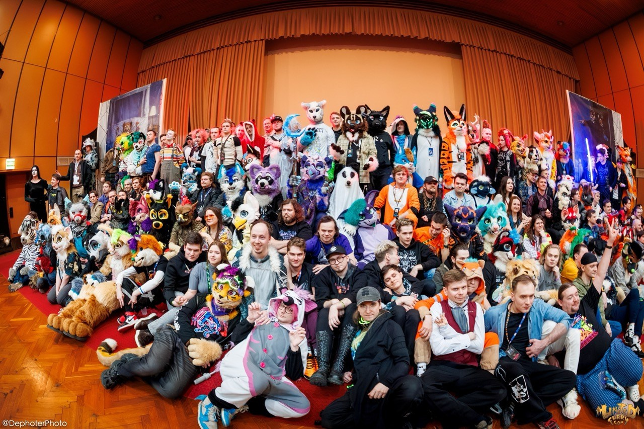 United Furry Convention 2026. Различные мероприятия и просто фотографии людей