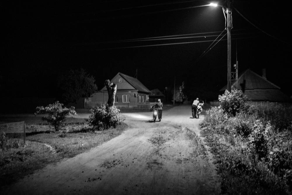 Motherlands. Alyona Kochetkova | Photographer and photography educator