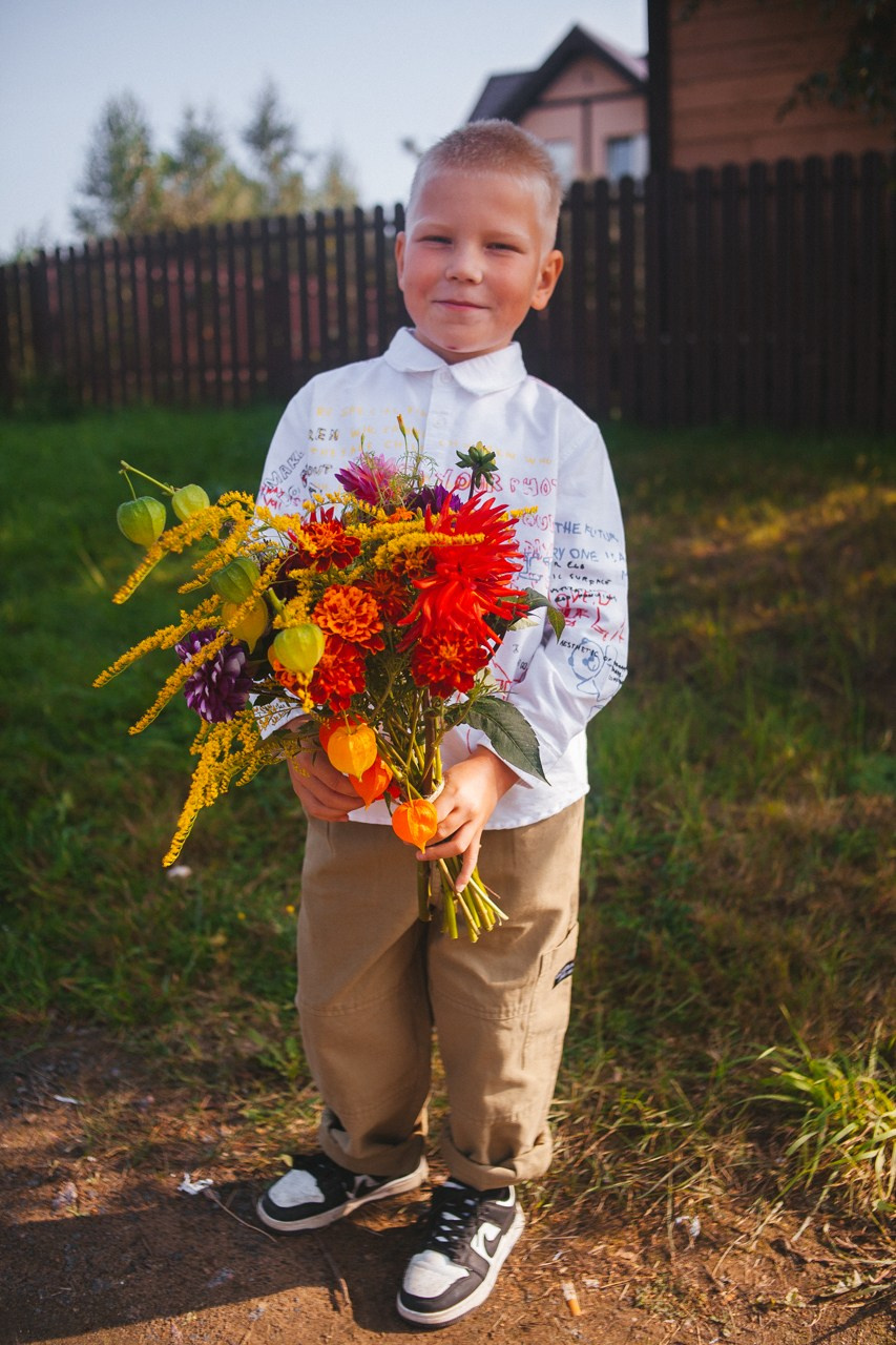 1 сентября в «Квадратике». Семейный фотограф во Всеволожске и Санкт-Петербурге Юлия Капустина